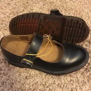 dr martens mary janes size 5